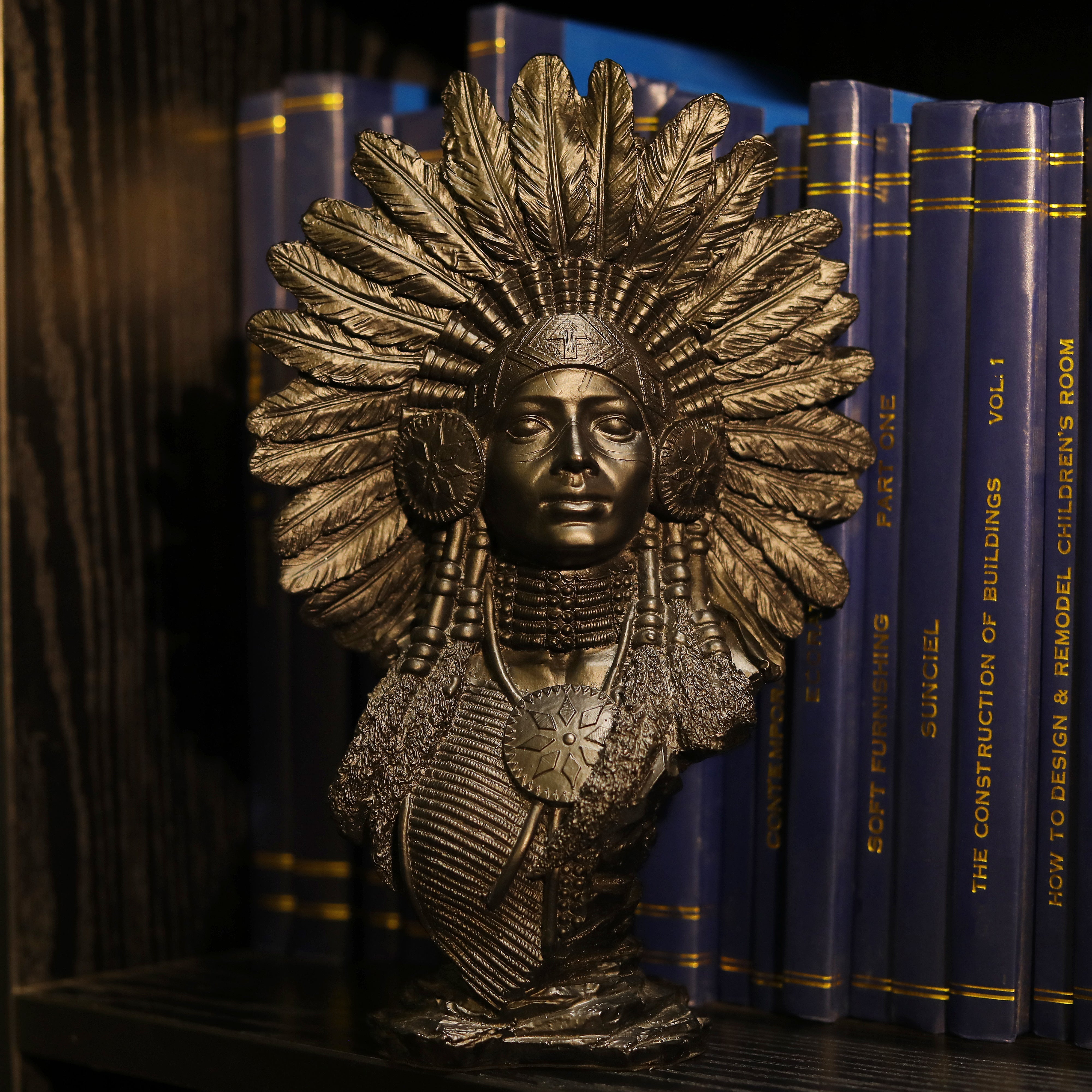 Icon Sovereign bust