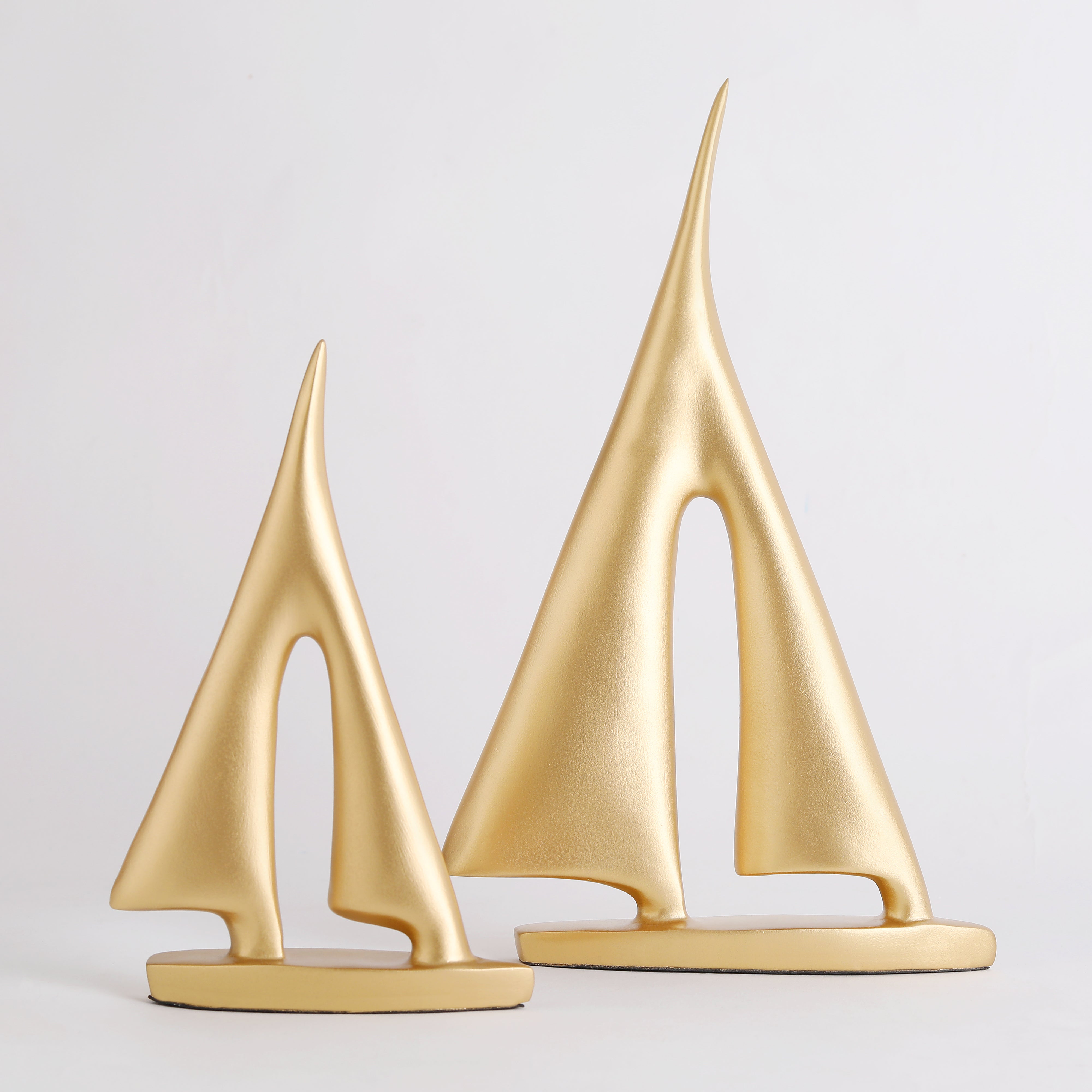 Icon Gold flair sailboat